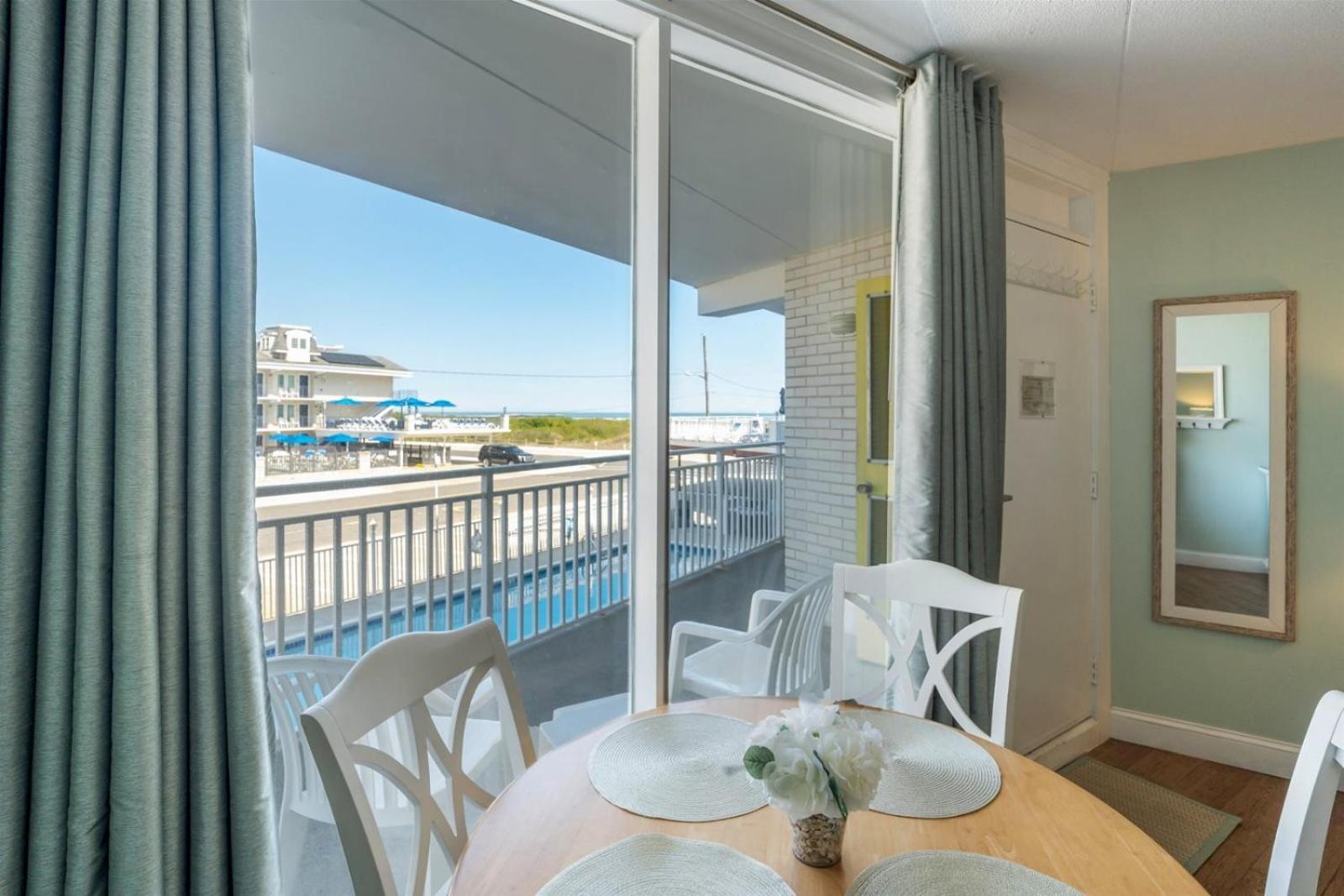 וויילדווד 6201 Ocean Ave, Unit 204 - The Nassau Inn מראה חיצוני תמונה